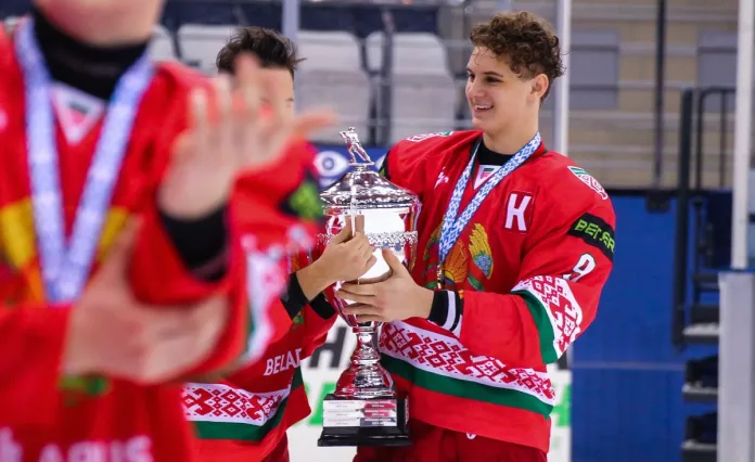 Беларусь U18 выиграла престижный турнир, «Спартак» сменил главкома, Лошко провёл лучший матч в карьере - всё за вчера