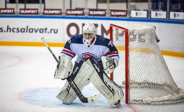 Белорусские хоккеисты провели очередные игры в МХЛ