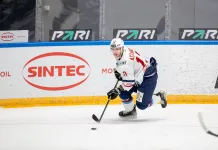 Евгений Астанков набрал ассистентский балл в ВХЛ