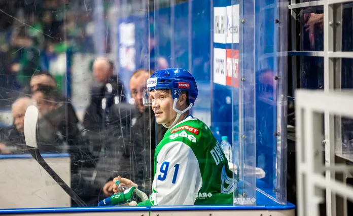 Иван Дроздов вновь вырвался в лидеры белорусского десанта в КХЛ