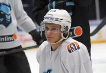 18-летний форвард минского «Динамо» забросил первую шайбу в КХЛ