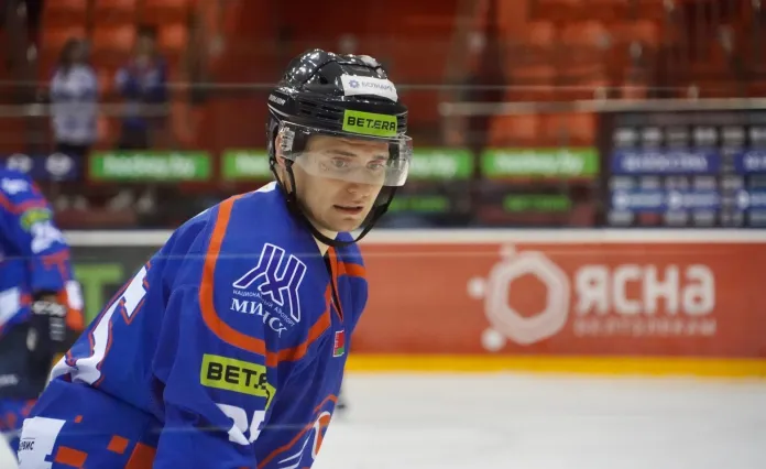 Болельщики «Локомотива» выбрали лучшего хоккеиста в феврале