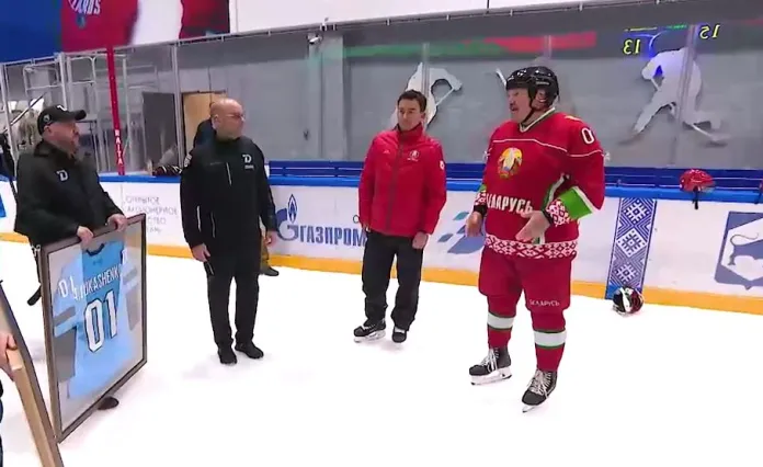 Александру Лукашенко пообещали, что минское «Динамо» пройдет первый раунд плей-офф