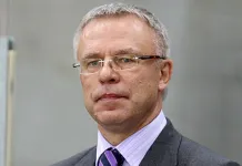 Вячеслав Фетисов назвал кандидатов на пост наставника сборной России
