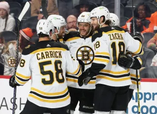 «Бостон» установил историческое достижение в НХЛ