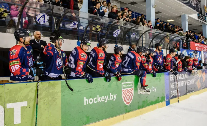 74 хоккеиста получили квалификационные предложения от жлобинского «Металлурга»