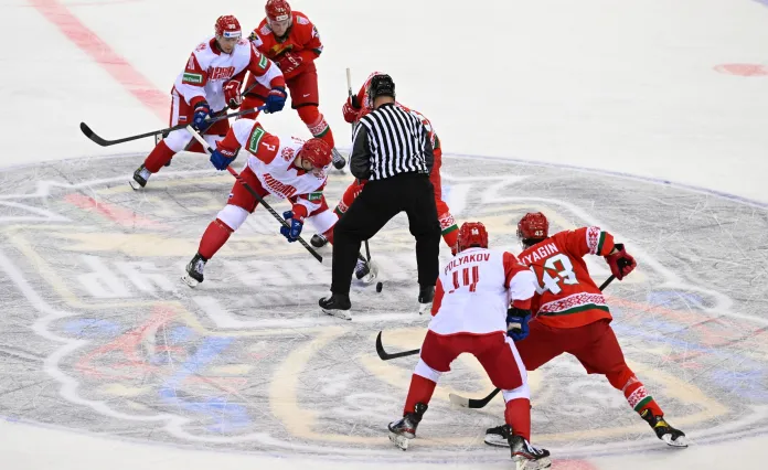 Сборная Беларуси в заключительном матче большого турне в концовке уступила «России 25»