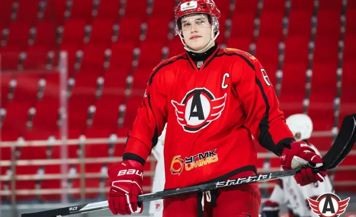 Белорусский защитник занял 23-е место в рейтинге драфта НХЛ-2023 по версии The Athletic