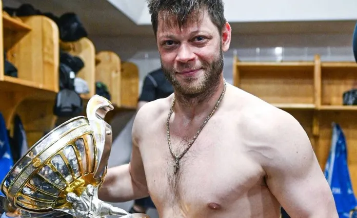 Легендарный белорусский хоккеист подписал контракт с жлобинским «Металлургом»