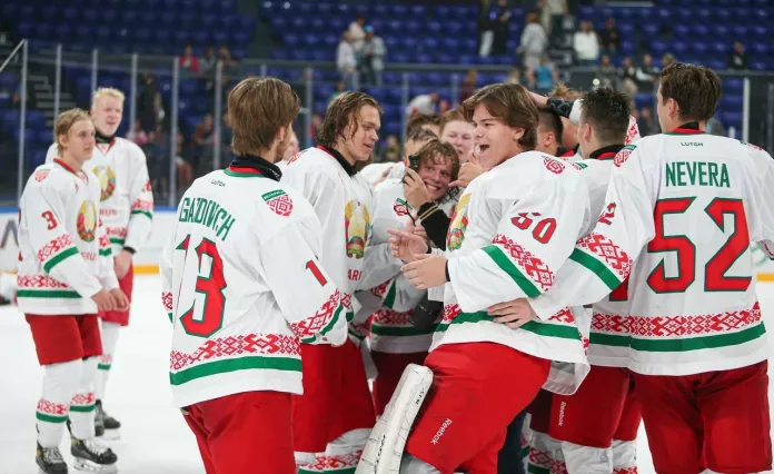 Юниорская сборная Беларуси добилась исторического достижения в игре против сборной России U18