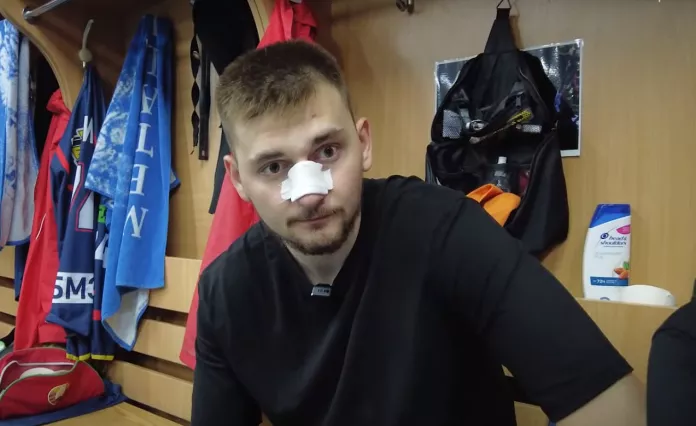 Владимир Ерменков: Забрал шайбу – и получил удар по носу