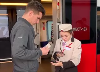 Видео: Минское «Динамо» добиралось на матч с «Торпедо» на поезде