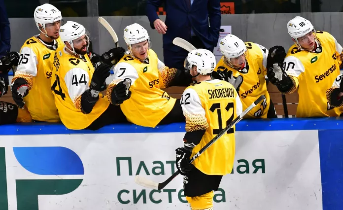 Два очка Скоренова, Кульбаков пропустил лишь 1 гол и другие результаты белорусов в КХЛ за 3 октября