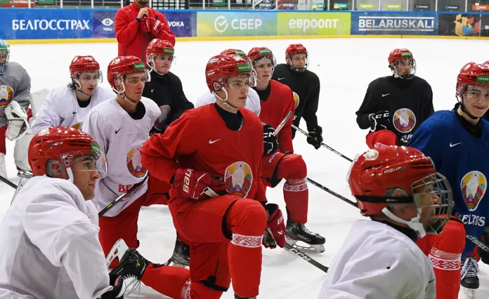 Молодежная сборная Беларуси начала подготовку к Кубку Будущего