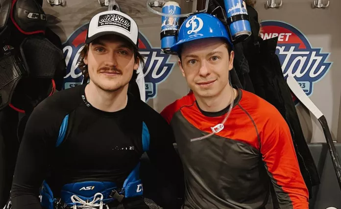 Видео: Никита Гусев вышел на конкурс капитанов в пивном шлеме на Матче звезд КХЛ
