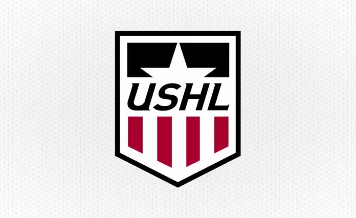 USHL: Шостак признан второй звездой, 2 балла Ильи Протаса