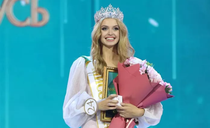 Мисс Беларусь 2023 посетила матч белорусской молодёжки против сверстников из Казахстана