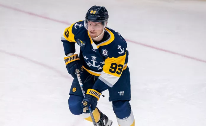 Дмитрий Кузьмин набрал 5-й результативный балл в ECHL