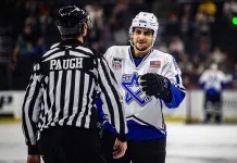 USHL: Яваш набрал 2 очка и стал третьей звездой матча, Шостак отразил 35 бросков в победной игре