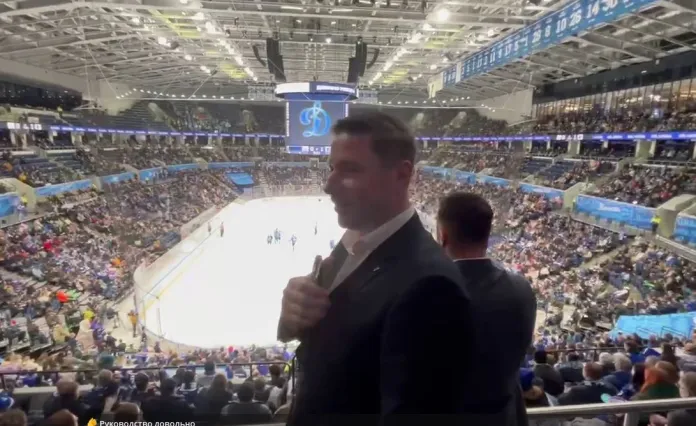 Видео: Радость главы ФХБ и гендиректора минского «Динамо» после шайбы «зубров»