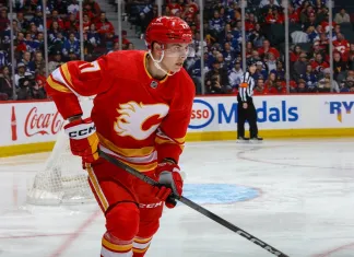 Егор Шарангович вышел на первое место снайперов «Калгари» текущего сезона НХЛ