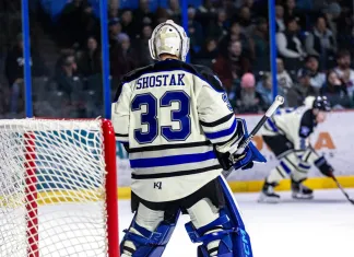 USHL: Ян Шостак оформил «сухарь» в дебютной игре в плей-офф