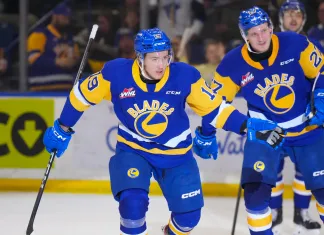 Егор Сидоров оформил 14-ю шайбу в плей-офф WHL. Его «Саскатун» едва не проиграл, ведя к третьему периоду 4:0