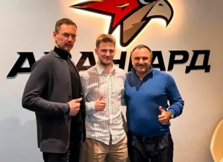 «Авангард» заключил с долгосрочный контракт со звездным игроком КХЛ