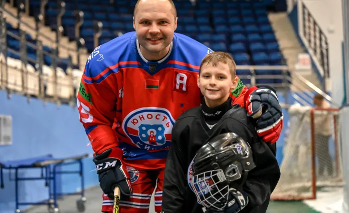 Известный белорусский хоккеист может завершить карьеру в 39 лет и стать тренером