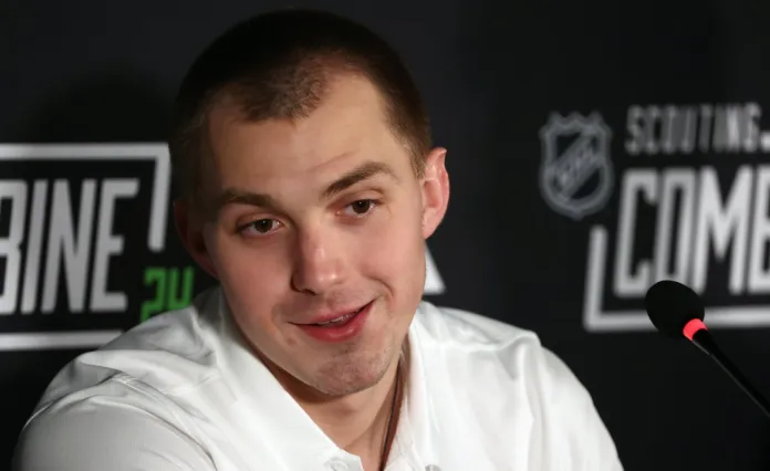 Артем Левшунов рассказал о забавной беседе с клубом-новичком НХЛ перед драфтом