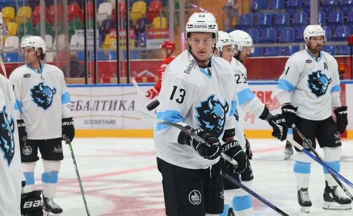 Минское «Динамо» вело 2:0, но в итоге проиграло «Спартаку» в Москве