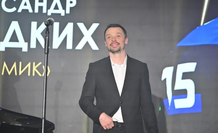 41-летний Александр Жидких в четвертый раз подряд получил приз за преданность хоккею