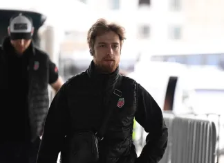 Шостак — в воротах, Янченко заменил Сидоров во втором звене. Состав сборной Беларуси на матч с Казахстаном