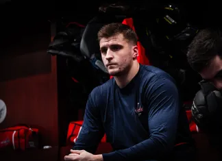 «Каролина» перевела игру с «Вашингтоном» в овертайм после неудачного паса Алексея Протаса