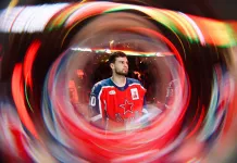 Российский форвард ЦСКА Афанасьев продолжит карьеру в НХЛ