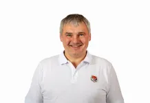 Александр Гальченюк — о том, как возглавил «Амур»: Я просто приехал в Хабаровск наблюдать, как сын играет, воспитывать внука, водить его на хоккей