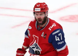 Агент прокомментировал слухи о переходе Александра Радулова в СКА