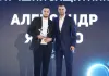 «У мамы сегодня день рождения, она очень сильно переживала». Александр Яценко — о награде лучшего защитника сезона МХЛ