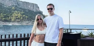 Егор Шарангович поделился фото с отдыха в Турции