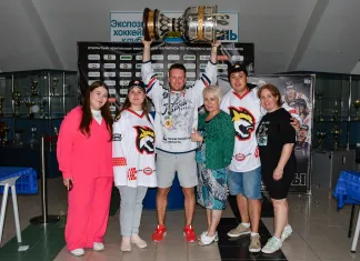Во Дворце спорта прошла встреча с Владиславом Кодолой и Кубком Чемпиона ВХЛ