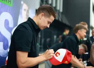 Егор Шарангович: Хочется сыграть на ЧМ, пройти тех же канадцев