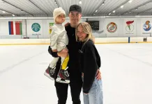 Сын Егора Шаранговича начал хоккейную карьеру в два года