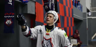 Российский форвард «Металлурга» получил травму