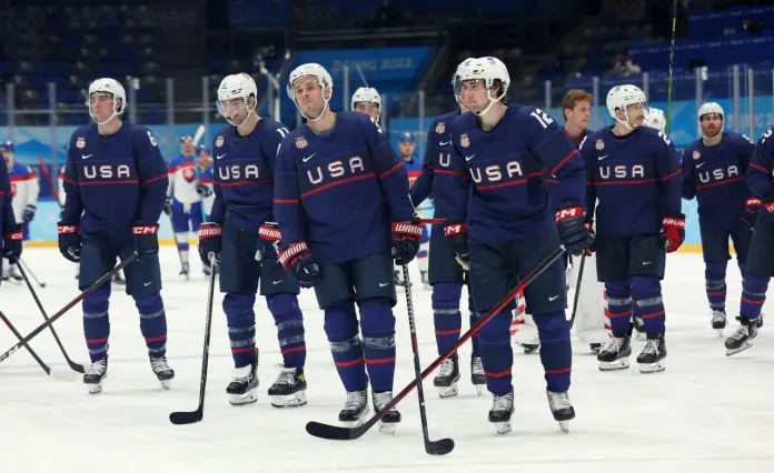 44 хоккеиста вызваны в лагерь сборной США перед Олимпиадой-2026