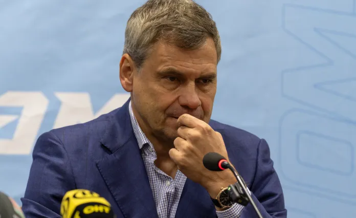 Дмитрий Квартальнов: Мы пригласили беспрецедентно много молодежи — это ход на будущее