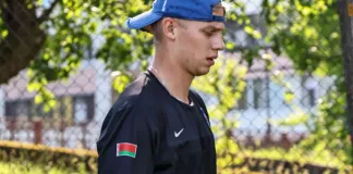 Два игрока покинули «Химик»