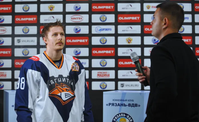 ВХЛ. Фурса оформил дубль, шайба Суворова, Лубский показал 96,6% отбитых бросков — статистика белорусов 18 сентября