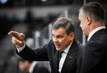 Дмитрий Квартальнов сохранил место в рейтинге тренеров КХЛ по версии «Чемпионата»