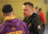 Тренер сборной Беларуси по конькобежному спорту работает с хоккеистами «Могилева»