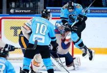 Минское «Динамо» впервые в сезоне обыграло «Шанхай Дрэгонс» — победа по буллитам Минское «Динамо» впервые в сезоне обыграло «Шанхай Дрэгонс» — победа по буллитам